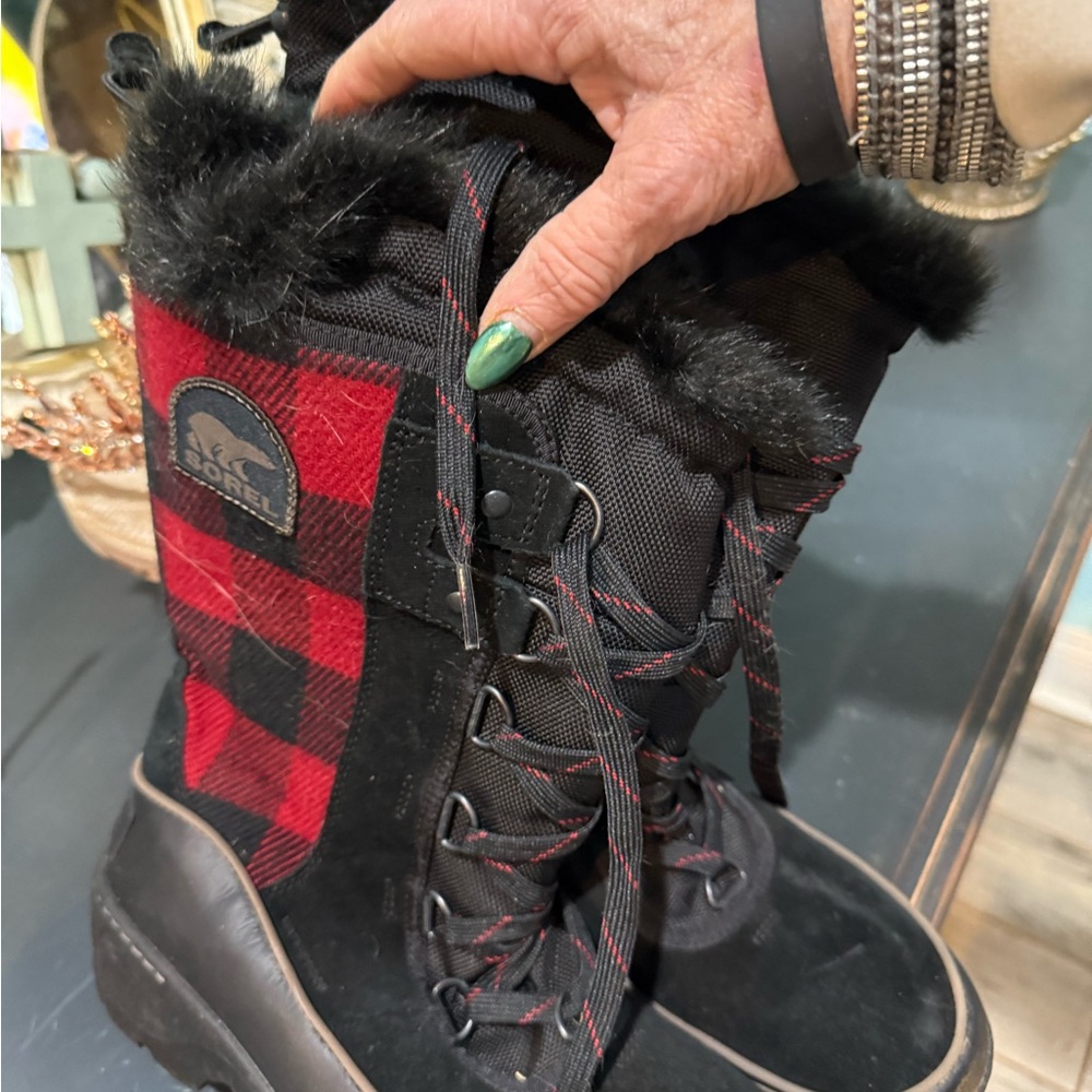 Sorel Red and Black Plaid Winter Boots